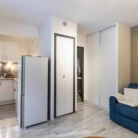 Apartament Les Pierreplane